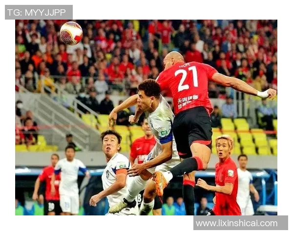 刘殿座国足首秀展现实力引发球迷热议期待未来表现