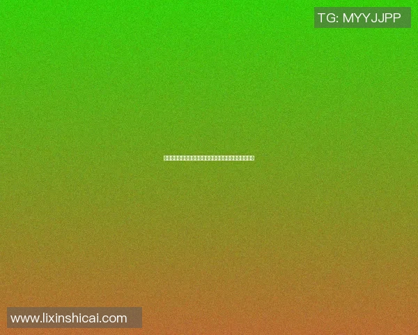 篮球明星手挡镜头瞬间展现运动魅力与个性风采的精彩瞬间 篮球明星手挡镜头瞬间展现运动魅力与个性风采的精彩瞬间